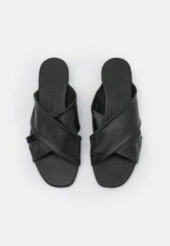 Melvin & Hamilton Femme ELODIE 47 Mules Black 13 Melvin & Hamilton Femme ELODIE 47 Mules Black -Melvin & Hamilton Soldes 022aafe7d0f5424aa3f6ecefbf4e8717