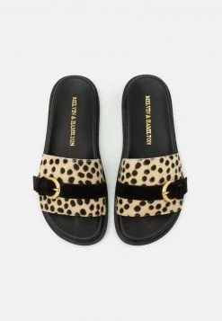 Melvin & Hamilton Femme WILMA 11 Mules Black 13 Melvin & Hamilton Femme WILMA 11 Mules Black -Melvin & Hamilton Soldes 0a50f4cbf5754b10b47dd14679217de4