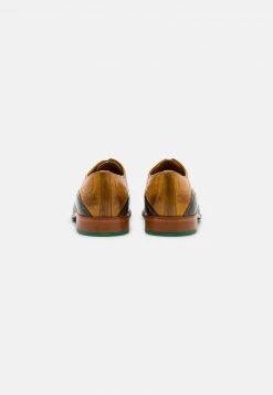 Melvin & Hamilton LEWIS 4 Derbies Harris Green Homme -Melvin & Hamilton Soldes 0c26166ab23348e18e1491c71da9094f