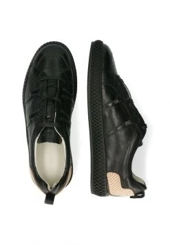 Melvin & Hamilton Homme HARVEY 31 Baskets Basses Black -Melvin & Hamilton Soldes 1e1c2a9ac72d43948fc063bb2e64b8fb