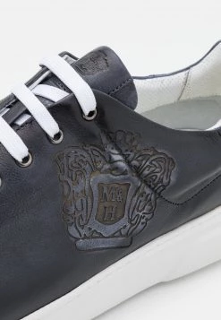 Melvin & Hamilton HARVEY 47 Baskets Basses London Fog Homme 13 Melvin & Hamilton HARVEY 47 Baskets Basses London Fog Homme -Melvin & Hamilton Soldes 200822f2a0094323b0dbc3fb668bdbd1