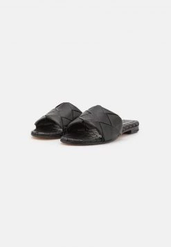 Melvin & Hamilton Femme HANNA 67 Mules Black -Melvin & Hamilton Soldes 22ad469199934ac2a46f5ad80cfa00ae