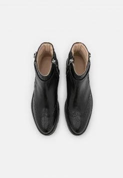 Melvin & Hamilton SELINA 25 Boots à Talons Black Femme 13 Melvin & Hamilton SELINA 25 Boots à Talons Black Femme -Melvin & Hamilton Soldes 24206d67947b49eab7600b75eae544ee