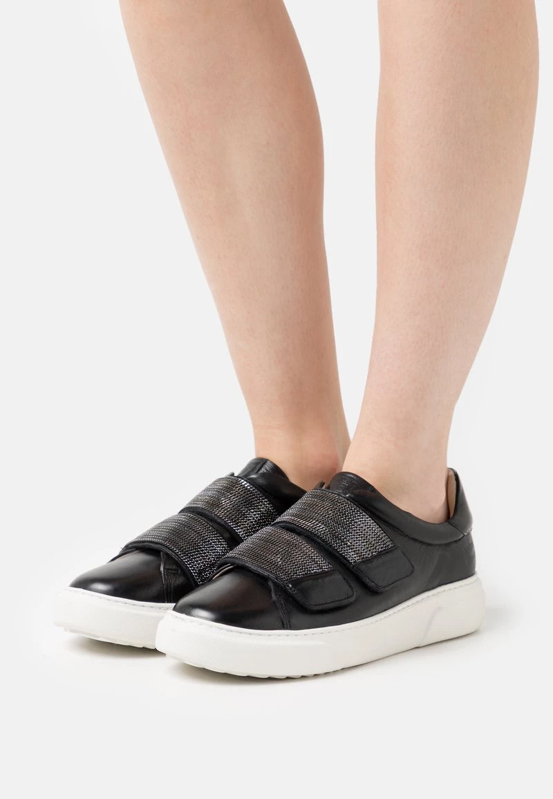 Melvin & Hamilton Femme HAILEY 19 Baskets Basses Black/metal/gunmetal/beige/briko/white 3 Melvin & Hamilton Femme HAILEY 19 Baskets Basses Black/metal/gunmetal/beige/briko/white