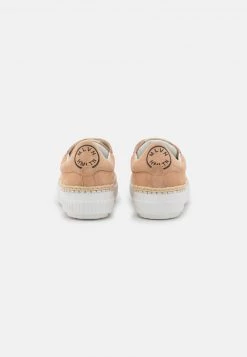 Melvin & Hamilton Femme NURI 11 Baskets Basses Gold/white/extra White -Melvin & Hamilton Soldes 27ed14c31d97470faba6de8b9c7b3ed1