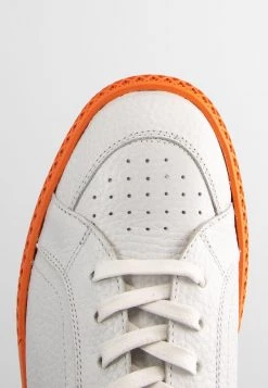 Melvin & Hamilton HARVEY 36 Baskets Basses White Orange Homme -Melvin & Hamilton Soldes 29f55574b1fa42cbb6ee643dd1f99514