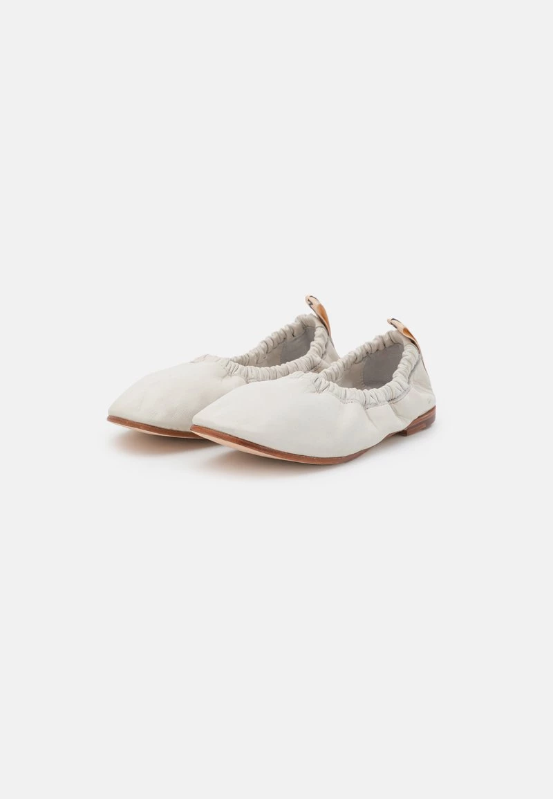 Melvin & Hamilton Femme IRIS 2 Ballerines White/natural 5 Melvin & Hamilton Femme IRIS 2 Ballerines White/natural – Image 3