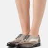 Melvin & Hamilton Femme SELINA 30 Derbies Grey -Melvin & Hamilton Soldes 5502c1ce29584be0962ea6b1ce4787f8