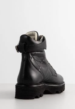 Melvin & Hamilton LEONIE Bottines à Lacets Black Femme 9 Melvin & Hamilton LEONIE Bottines à Lacets Black Femme -Melvin & Hamilton Soldes 6e51db7aad1247d0a03b7579ae618b13