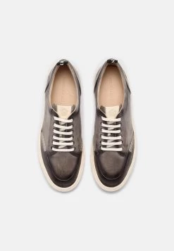Melvin & Hamilton HARVEY 29 Baskets Basses Grey Homme -Melvin & Hamilton Soldes 70019344ce5049f693aad22179623d9f
