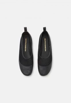 Melvin & Hamilton Femme IRIS 14 Ballerines Black/natural 13 Melvin & Hamilton Femme IRIS 14 Ballerines Black/natural -Melvin & Hamilton Soldes 7b0a748450ff42f98c84c13ea32c659a