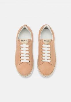 Melvin & Hamilton Femme NURI 11 Baskets Basses Gold/white/extra White -Melvin & Hamilton Soldes 7d0756746d2444dc9338e95f21846c16