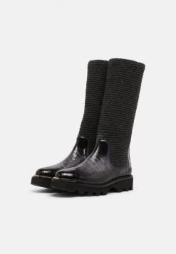 Melvin & Hamilton Femme ELENA Bottes à Plateau Grey 10 Melvin & Hamilton Femme ELENA Bottes à Plateau Grey -Melvin & Hamilton Soldes 808372bcd1b24cb189011d3d87fd2489