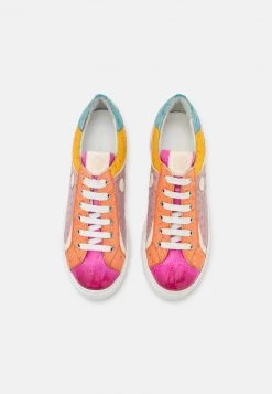 Melvin & Hamilton Femme AMBER 4 Baskets Basses Fuxia/mild Orange/white/argilla/sun/laguna/extra White/black -Melvin & Hamilton Soldes 8c32a97aa08c4623bb2bb341cd9f53a3