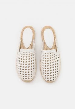 Melvin & Hamilton Femme BREE 4 Mules White -Melvin & Hamilton Soldes 8d30ff3418624916b16abc78f4e51c6e