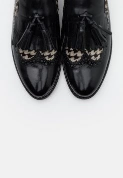 Melvin & Hamilton Femme SELINA Mocassins Black/white -Melvin & Hamilton Soldes 9074a5fd3d6745aaae84852faea82140