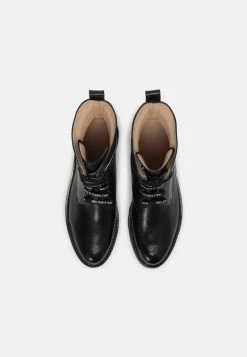 Melvin & Hamilton SELINA 69 Bottes Black Femme -Melvin & Hamilton Soldes 932a4f69dc9a4b0394642cbfbde8cc56