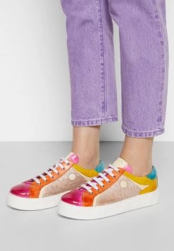 Melvin & Hamilton Femme AMBER 4 Baskets Basses Fuxia/mild Orange/white/argilla/sun/laguna/extra White/black -Melvin & Hamilton Soldes a69429704fce4bd19e31fcedcdc515b9