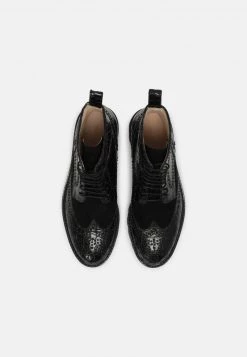 Melvin & Hamilton Femme SALLY Bottines à Lacets Black -Melvin & Hamilton Soldes aa7d37a7ab864a73bced675a45f06793