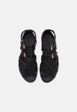 Melvin & Hamilton Femme SANDRA 48 Sandales Black/gold/natural -Melvin & Hamilton Soldes c5fb00a173e0407b9aa2cfd0c0b60718