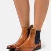 Melvin & Hamilton Femme AMELIE 5 Boots à Talons Tan -Melvin & Hamilton Soldes cdcb1c6ef9434652b4aaad7cafe130df
