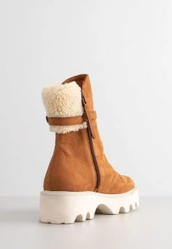 Melvin & Hamilton SALLY Bottines à Plateau Tan Femme -Melvin & Hamilton Soldes dd9cb81972694ba7bfa6b24a81bdd8b5