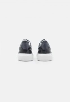 Melvin & Hamilton HARVEY 47 Baskets Basses London Fog Homme 10 Melvin & Hamilton HARVEY 47 Baskets Basses London Fog Homme -Melvin & Hamilton Soldes faa9889322464867b0b1970a30aa2d73
