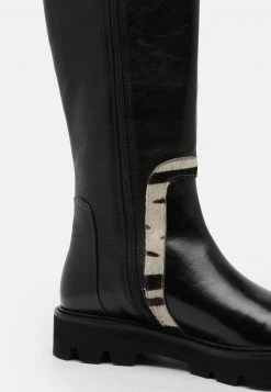 Melvin & Hamilton SALLY Bottes à Plateau Black Femme 13 Melvin & Hamilton SALLY Bottes à Plateau Black Femme -Melvin & Hamilton Soldes fc3dd66f52ad49e6b0ca62b77c7281b5